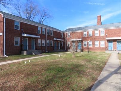 6230 Clay Street, NE – photo 1