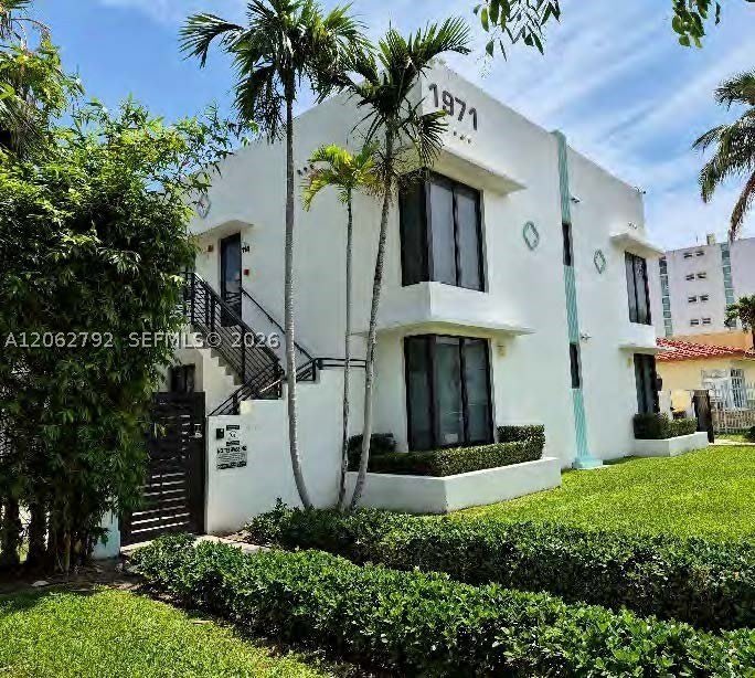 1971 Bay Dr – photo 1