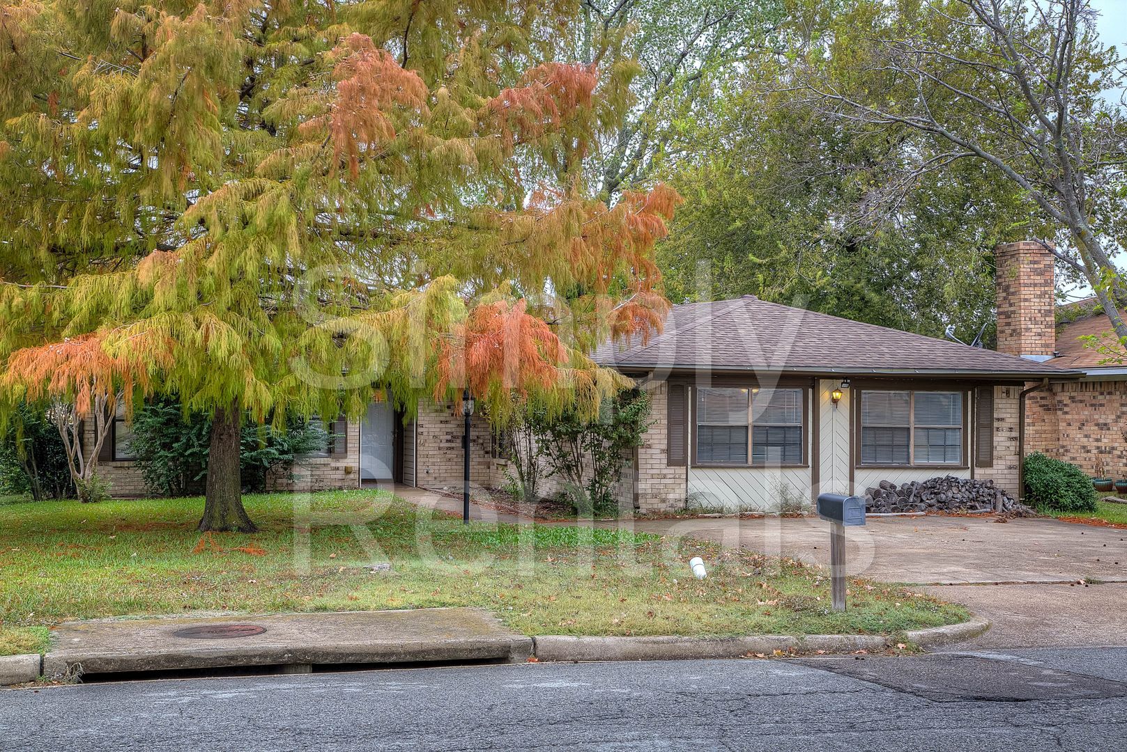 6716 Sayle – photo 1