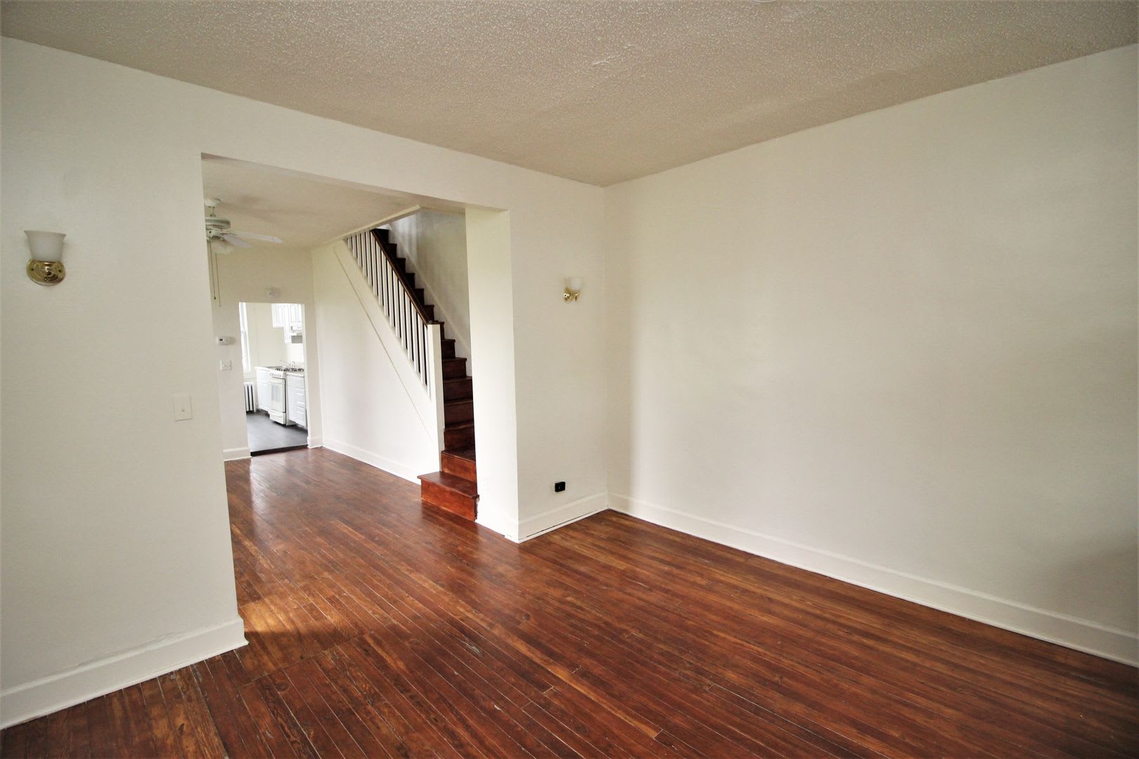 Nice EOG Coldstream Homestead Montebello 3bd/1ba w/ W/D! Available now – photo 5