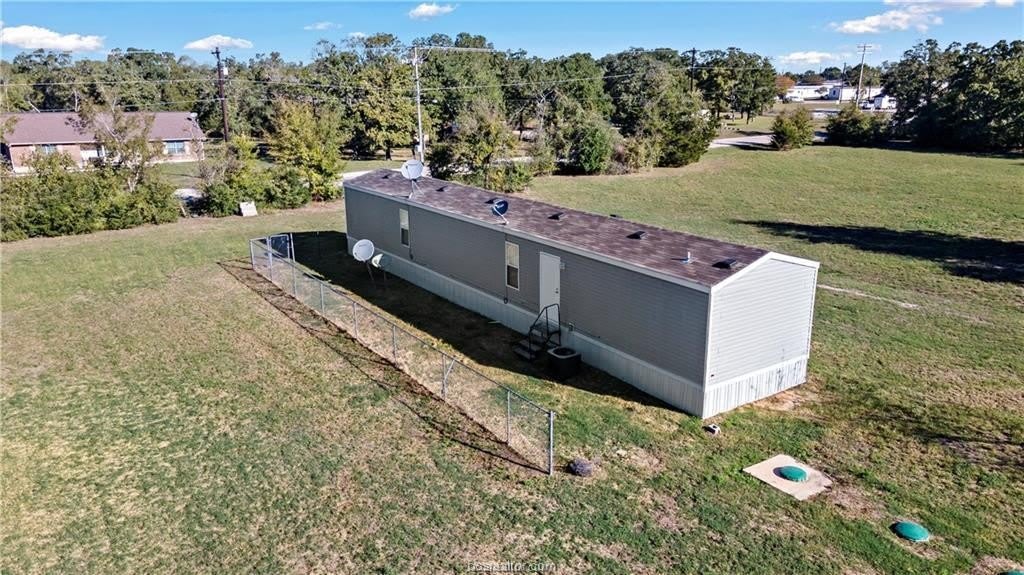 3933 N Graham Road – photo 3