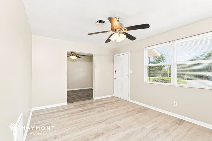 2117 Cassell Street – photo 3