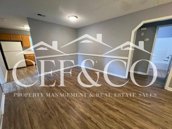 305 Vinyard Road – photo 5