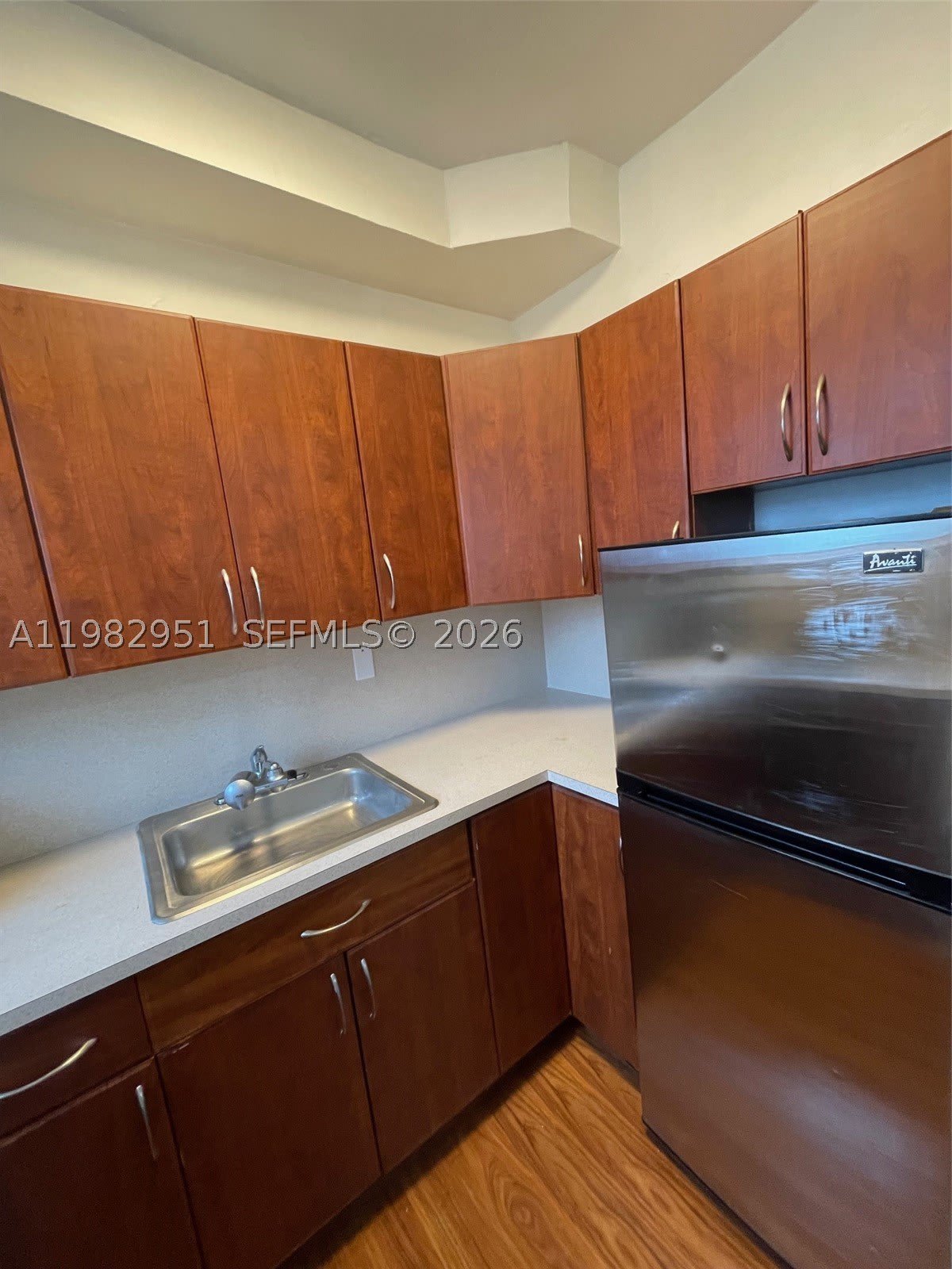 1611 Michigan Ave – photo 4