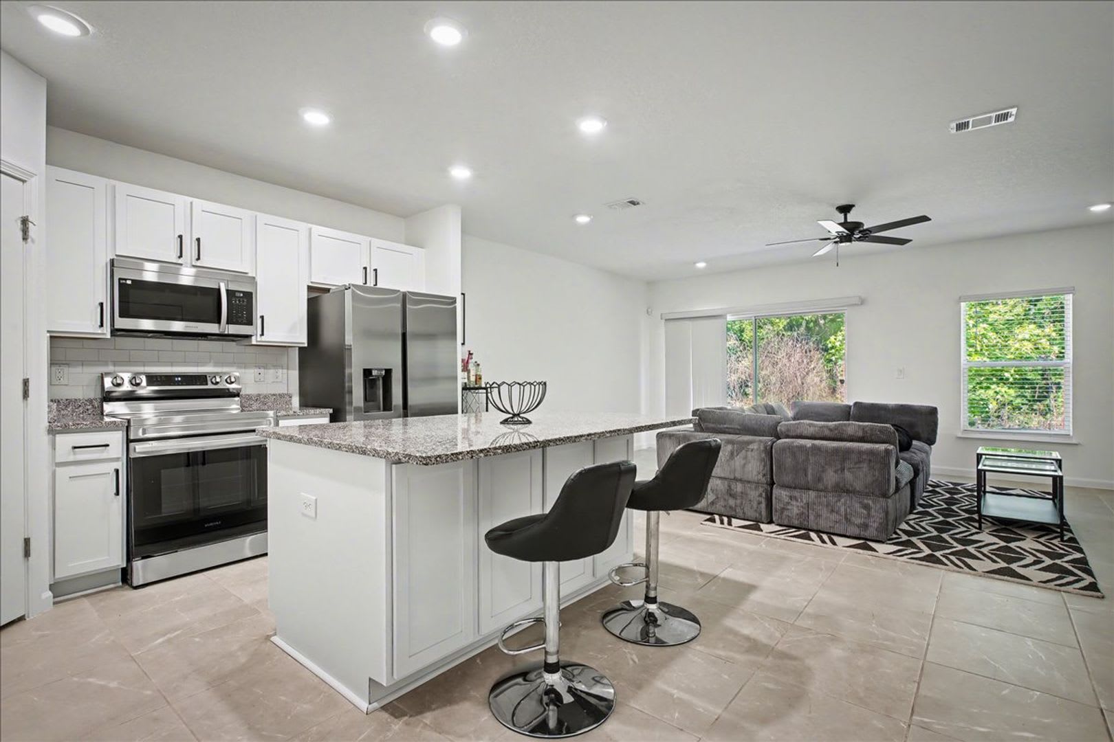 Refined Living at Its Finest – photo 4