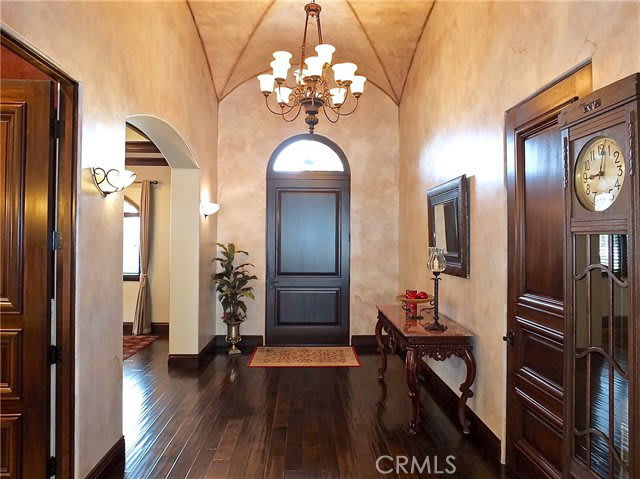 2104 Ruhland Avenue – photo 2
