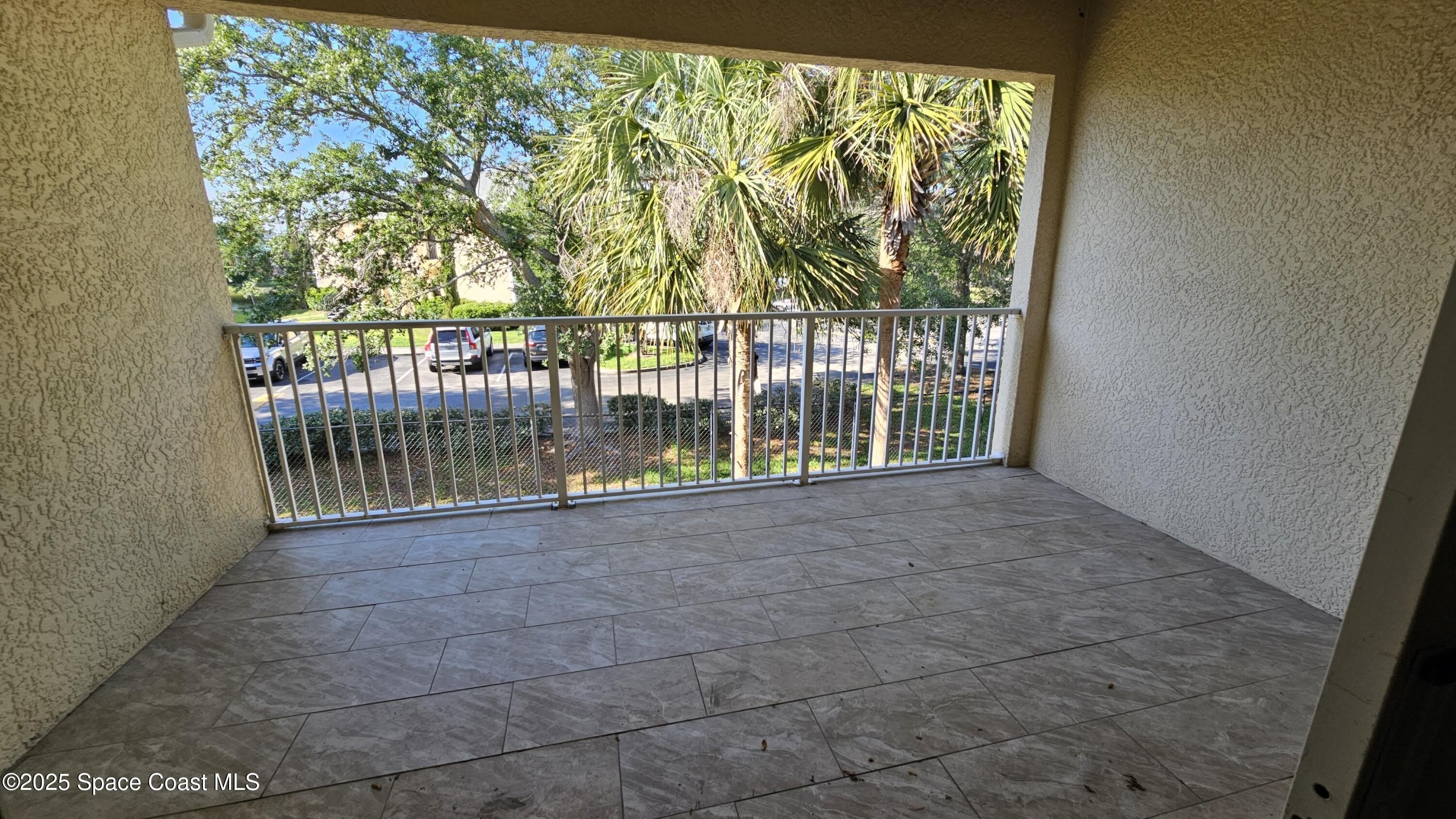 1020 Venetian Drive – photo 2