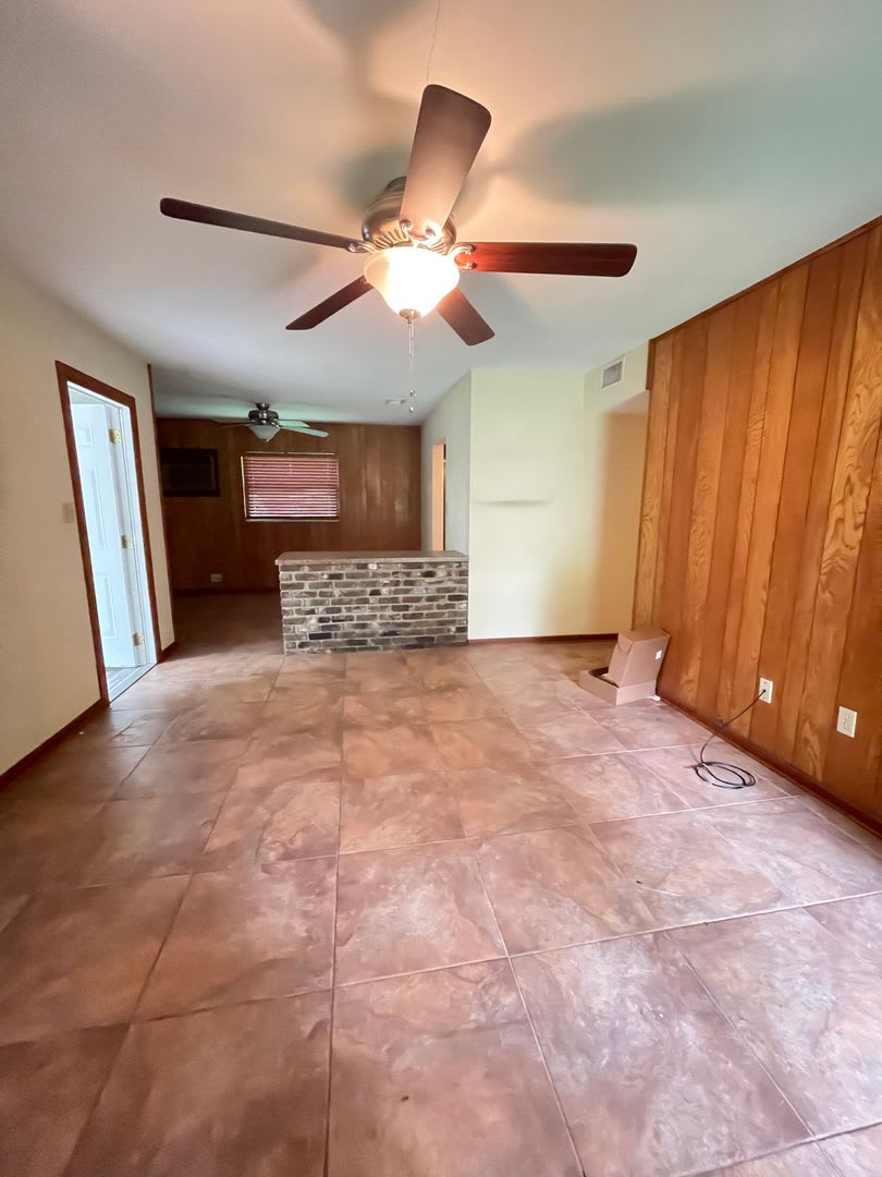 Conveniently located West Park Home! – photo 1
