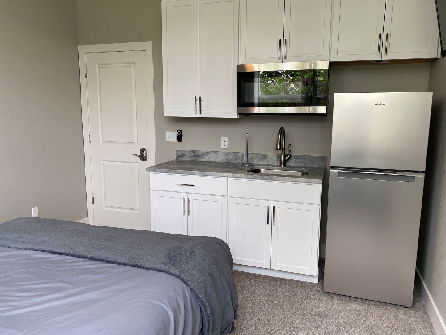 916 S 7th Ave – photo 4