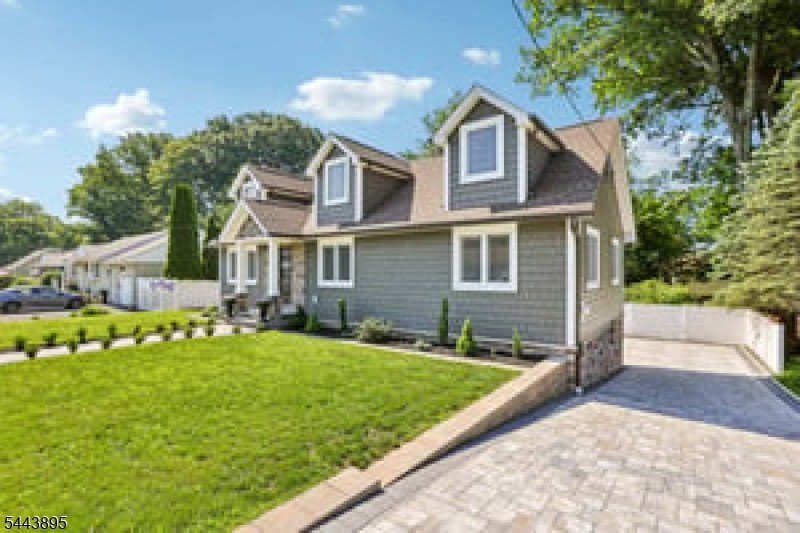 50 Lincoln Pl – photo 2