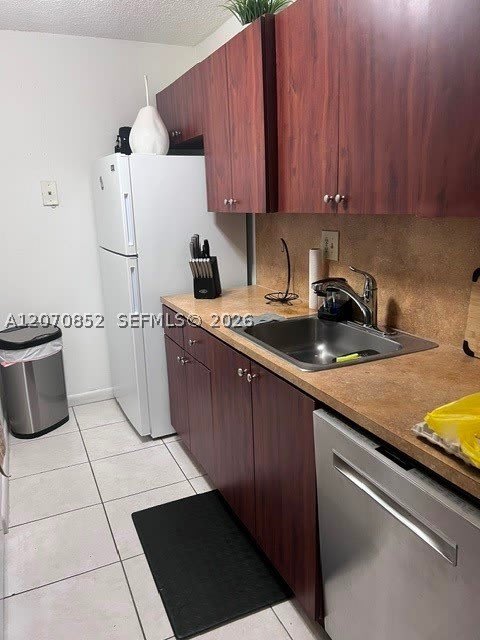 7401 SW 152nd Ave – photo 2