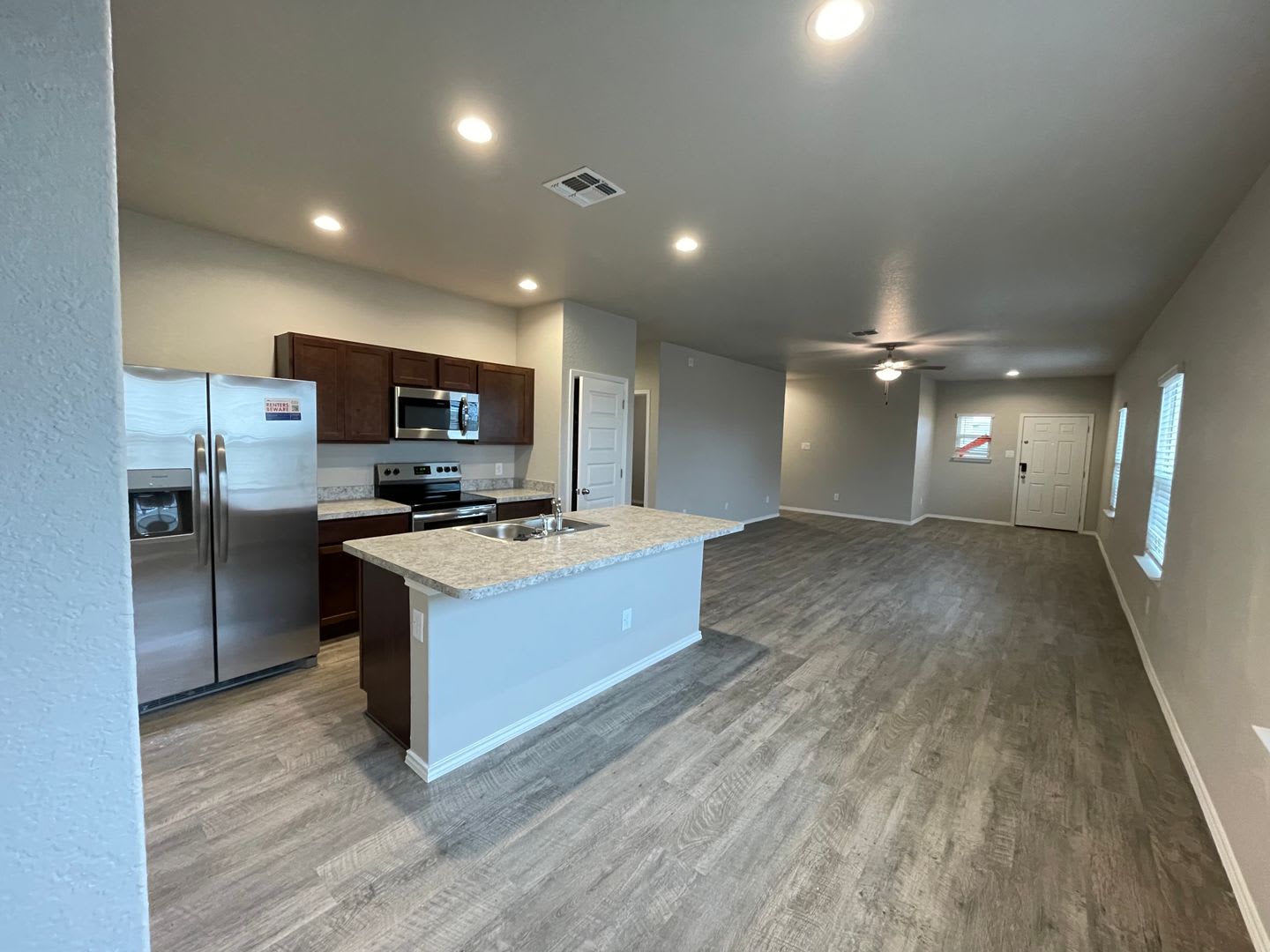 View Now Beautiful Move In Ready 3 Bedroom 2 Bathroom Home In Scott S Hollow With A Fenced In Backyard – photo 4