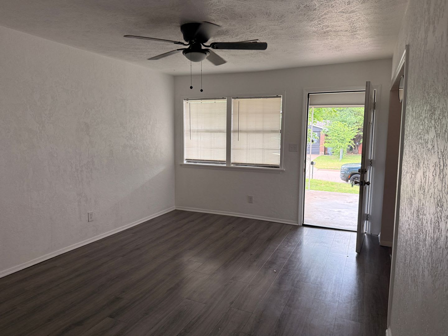 6111 Nw Euclid Ave 1000 – photo 3
