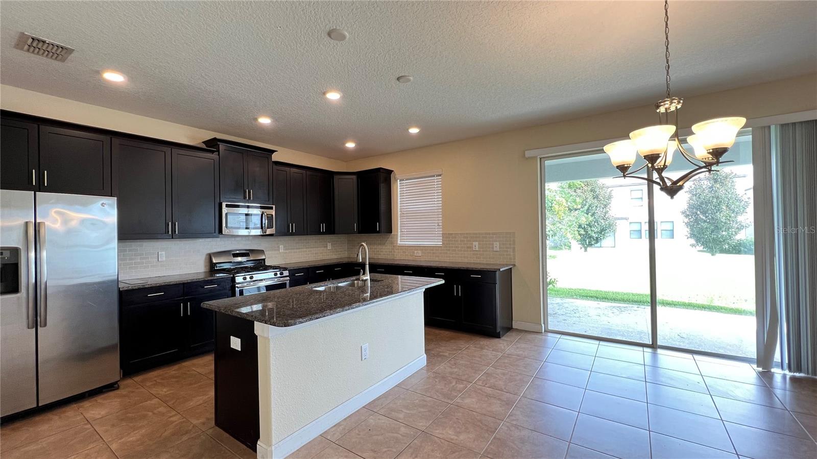 15607 Porter Rd – photo 3
