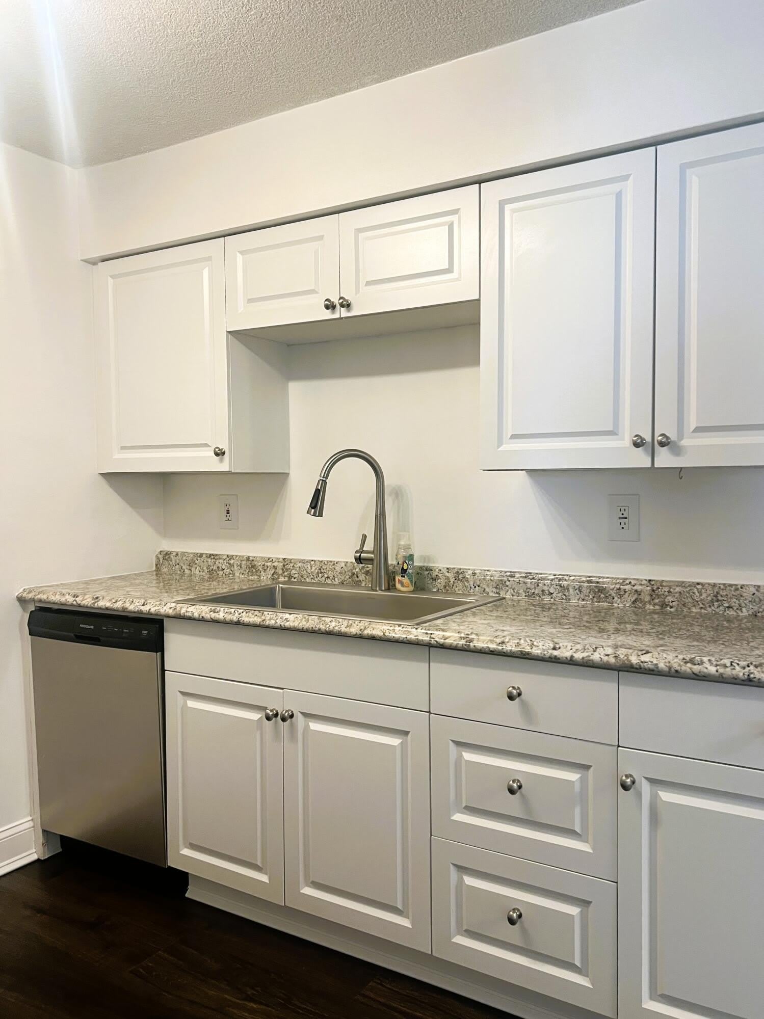 6030 INDRIO Road – photo 3