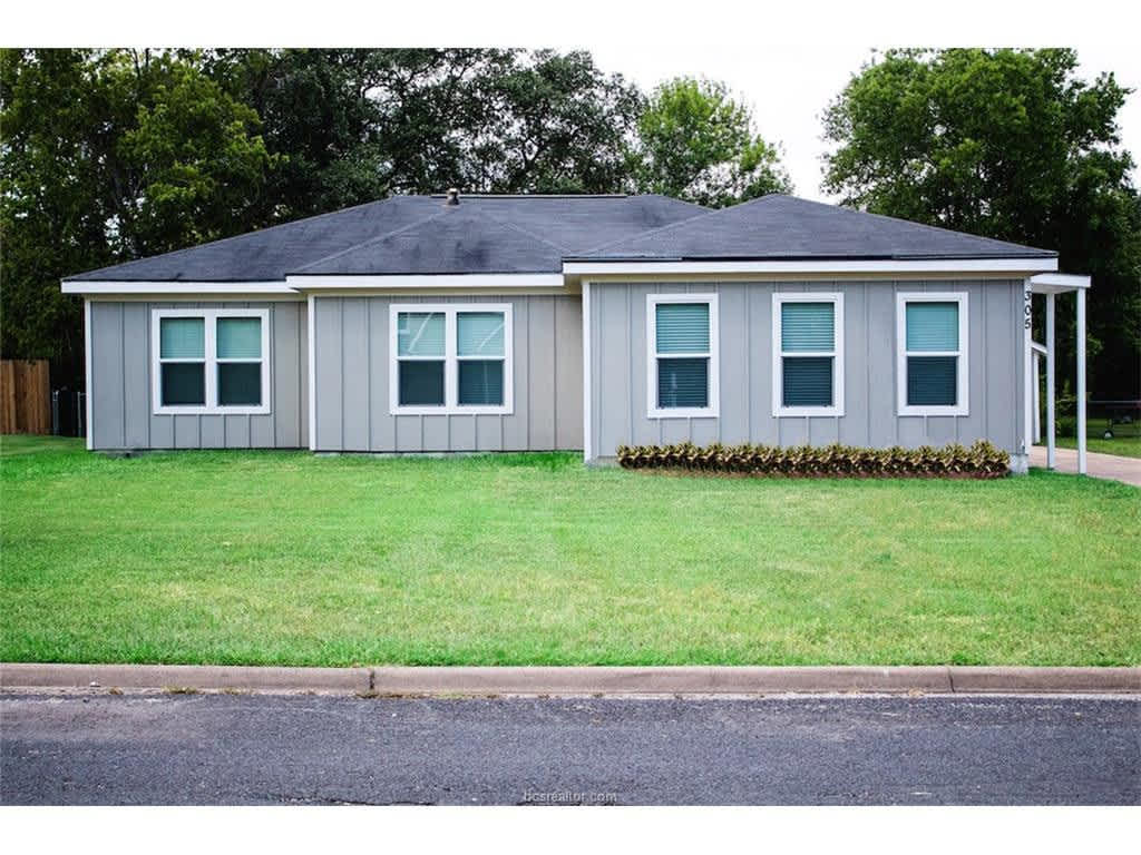 Awesome Home w/ 1/1 Studio Flex Space Just Half Block from Thomas Park! – photo 2