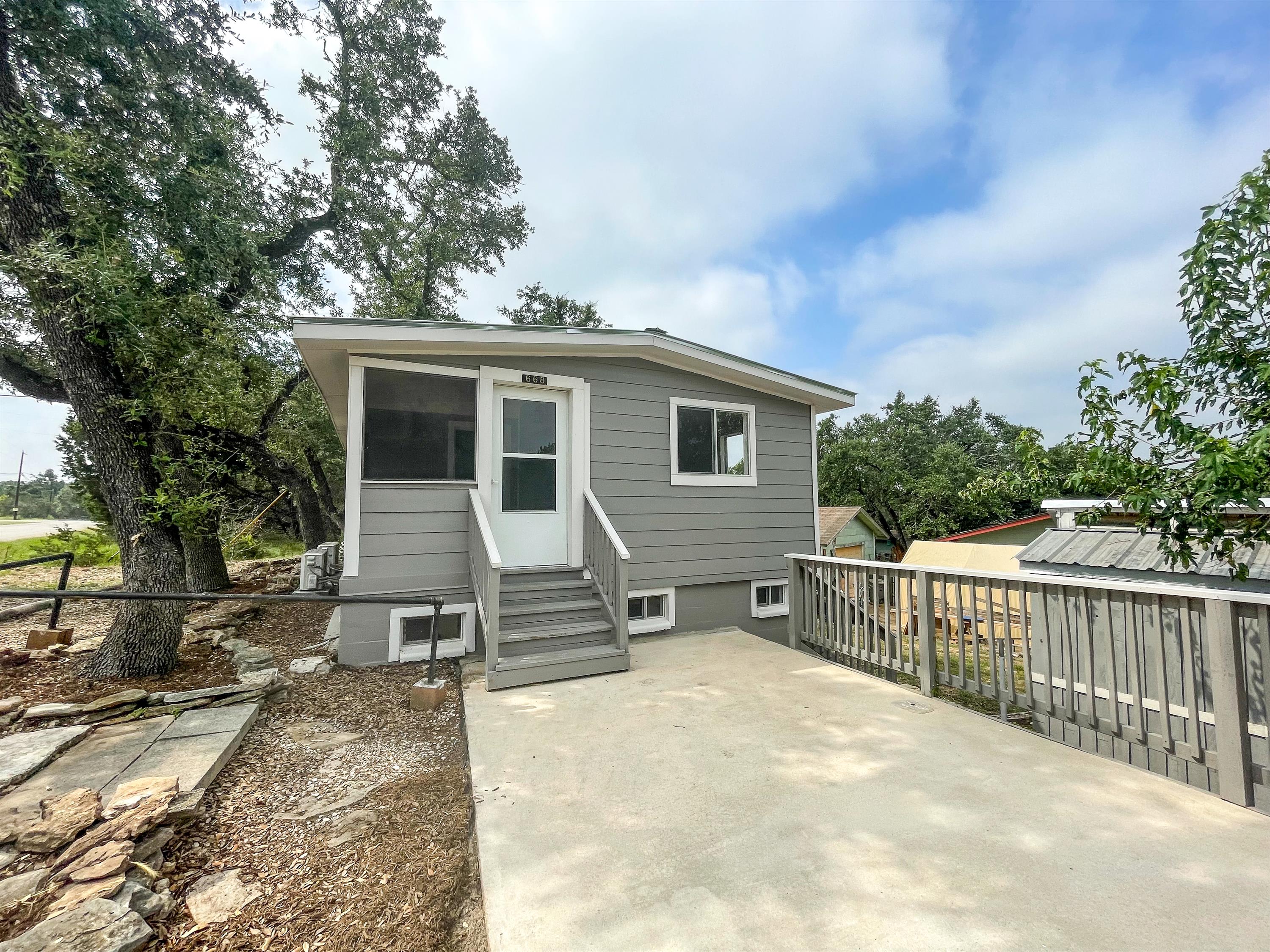 668 Creekside – photo 4