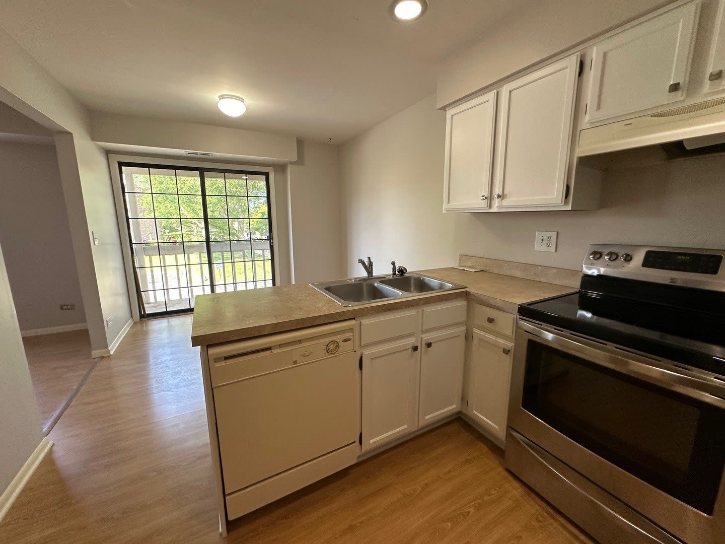 1486 W Jefferson Avenue – photo 5