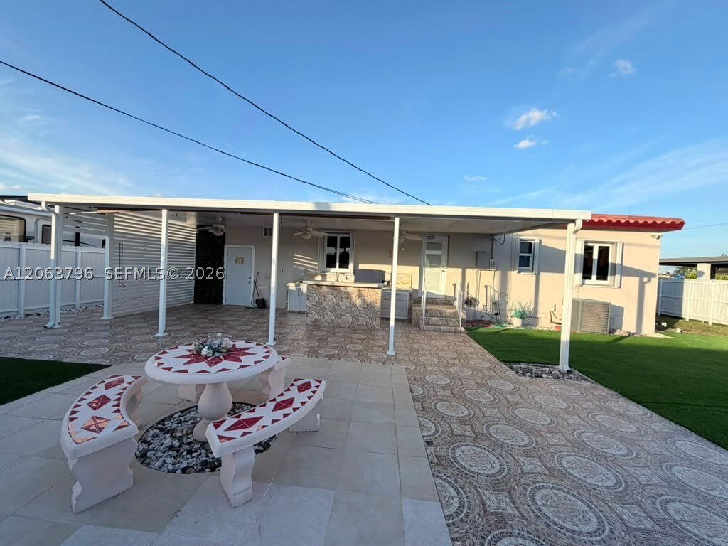 14560 Fillmore St – photo 3