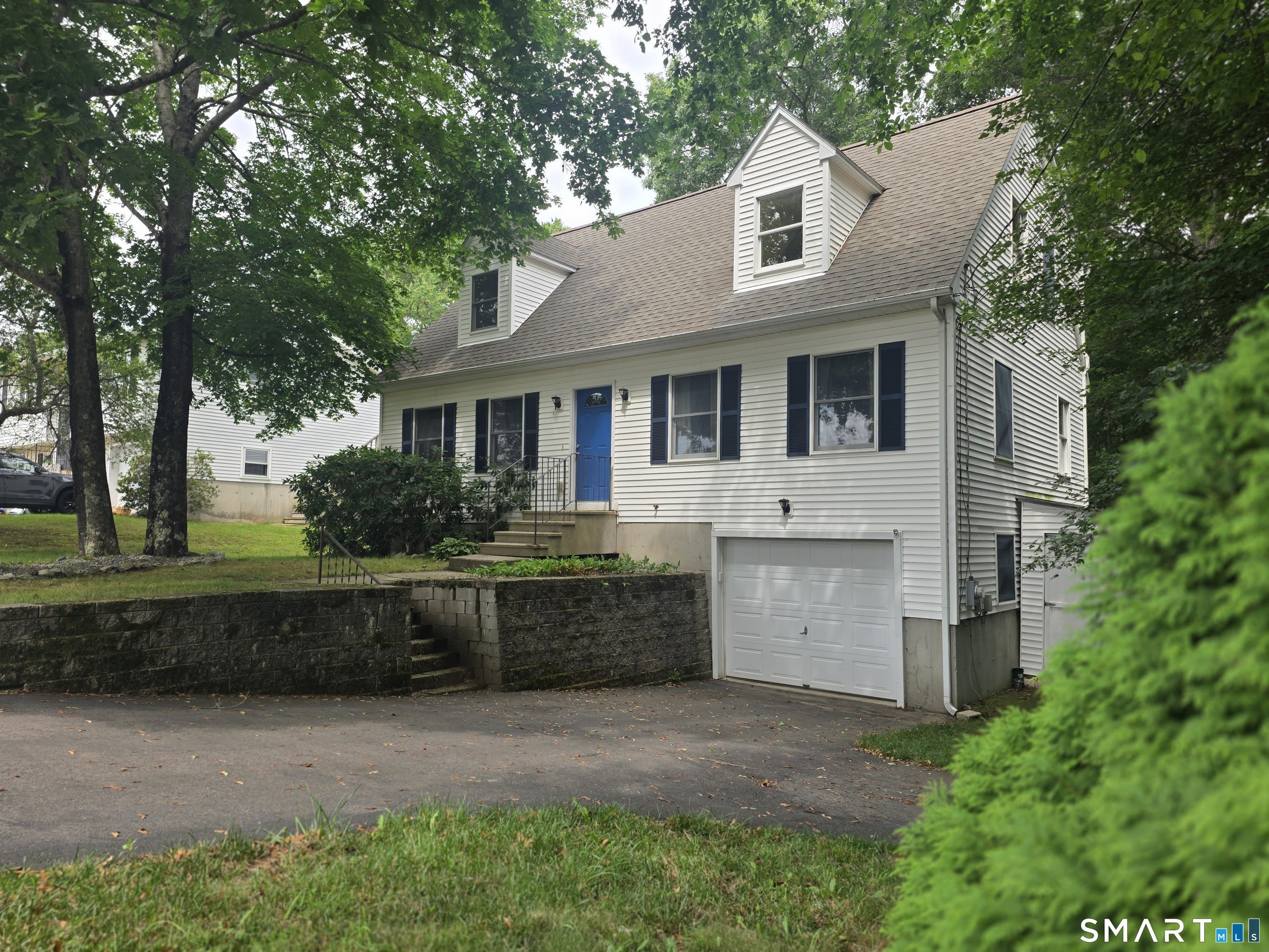 15 Elizabeth Drive – photo 2