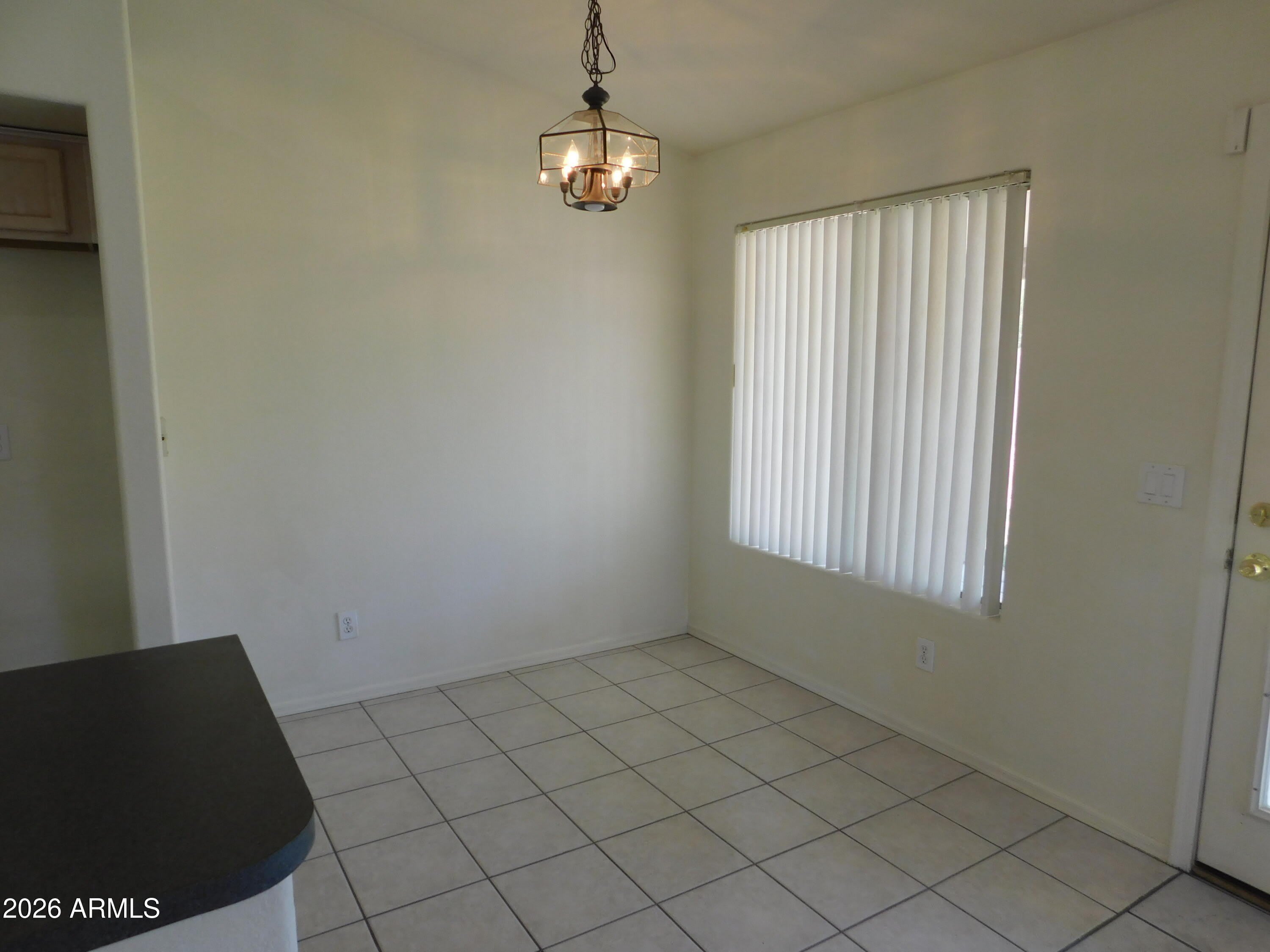 2430 E FAIRVIEW Street – photo 5