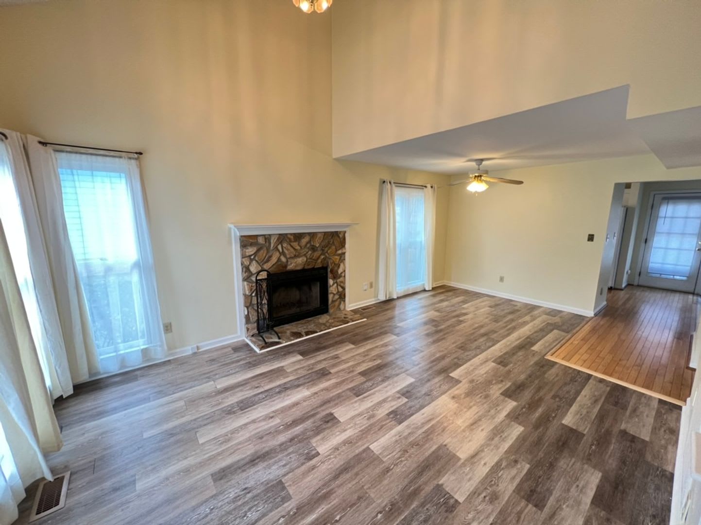 Bedroom Home Minutes From Downtown Raleigh – photo 5