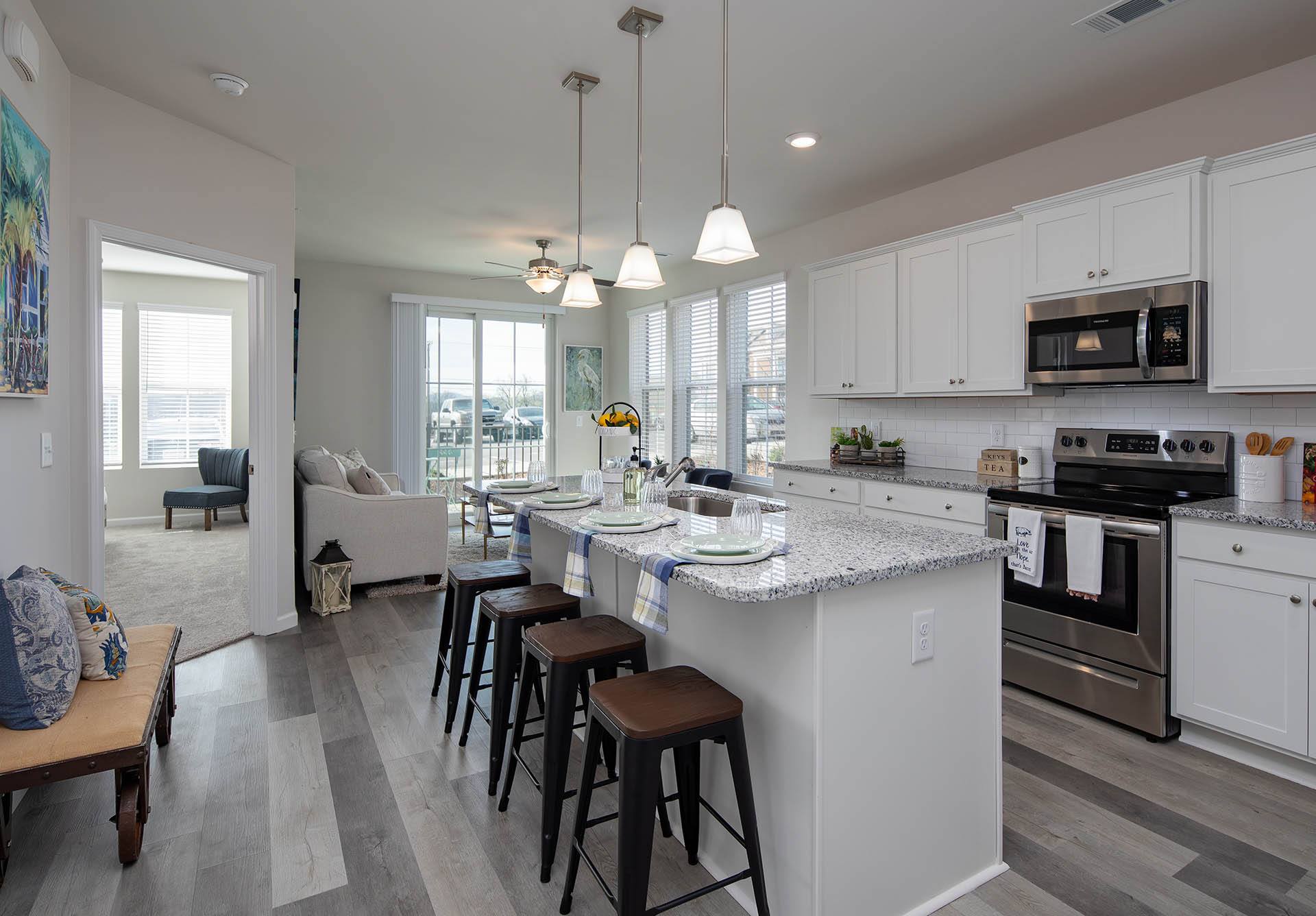 Crest At Burkitt Ridge Apartments And Townhomes – photo 2