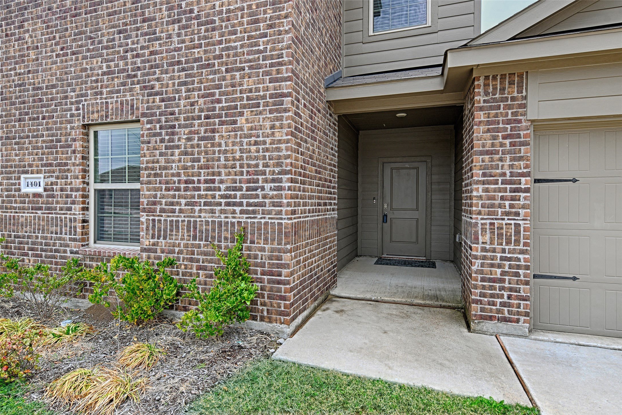 1401 Old Trail Road – photo 4
