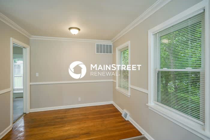 2606 Thomas Avenue – photo 3