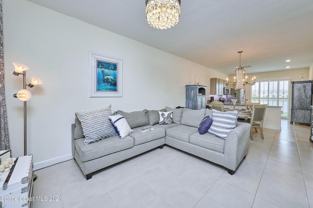 10068 W Villa Cir – photo 5