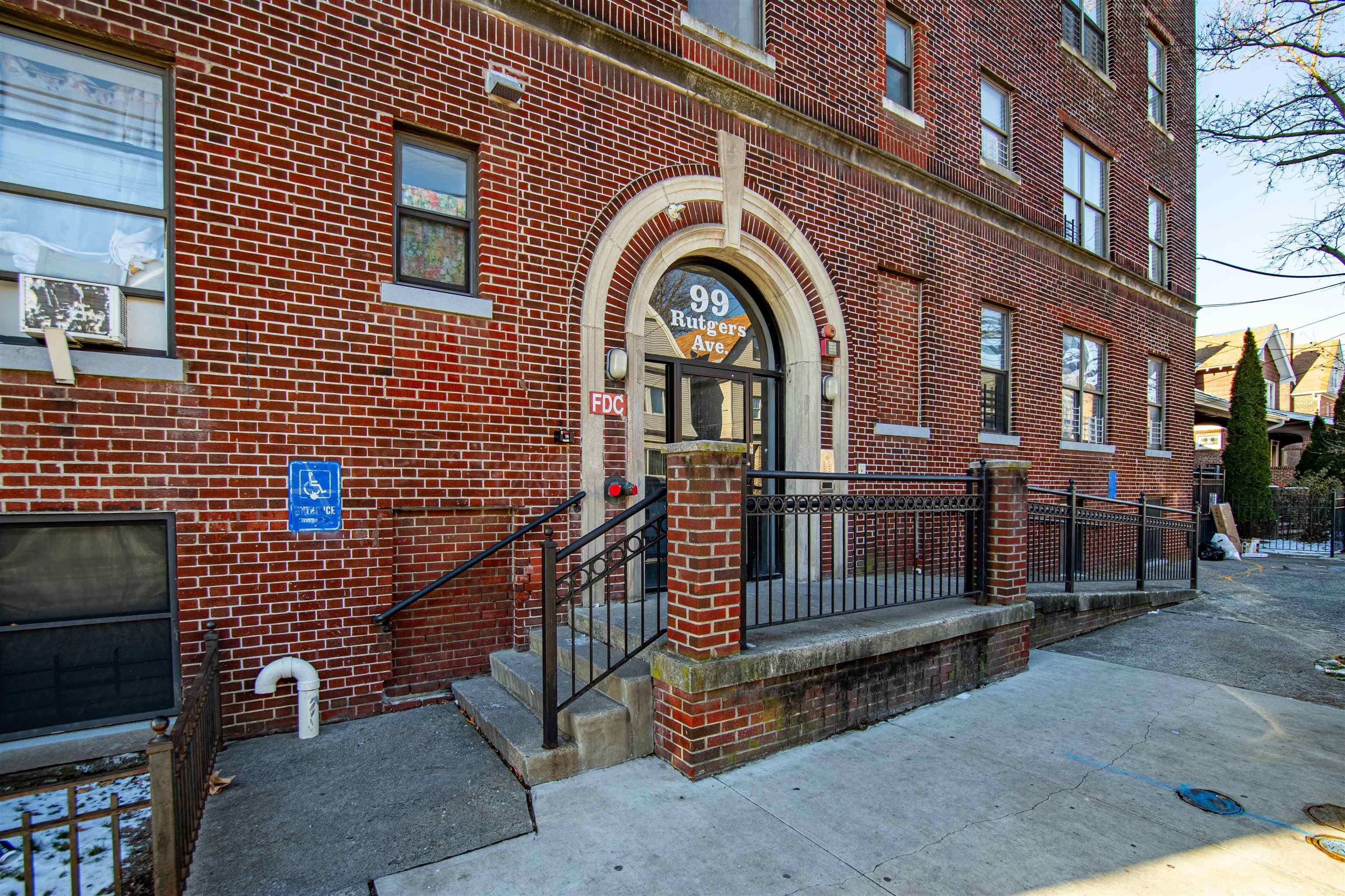 99 RUTGERS AVE – photo 2