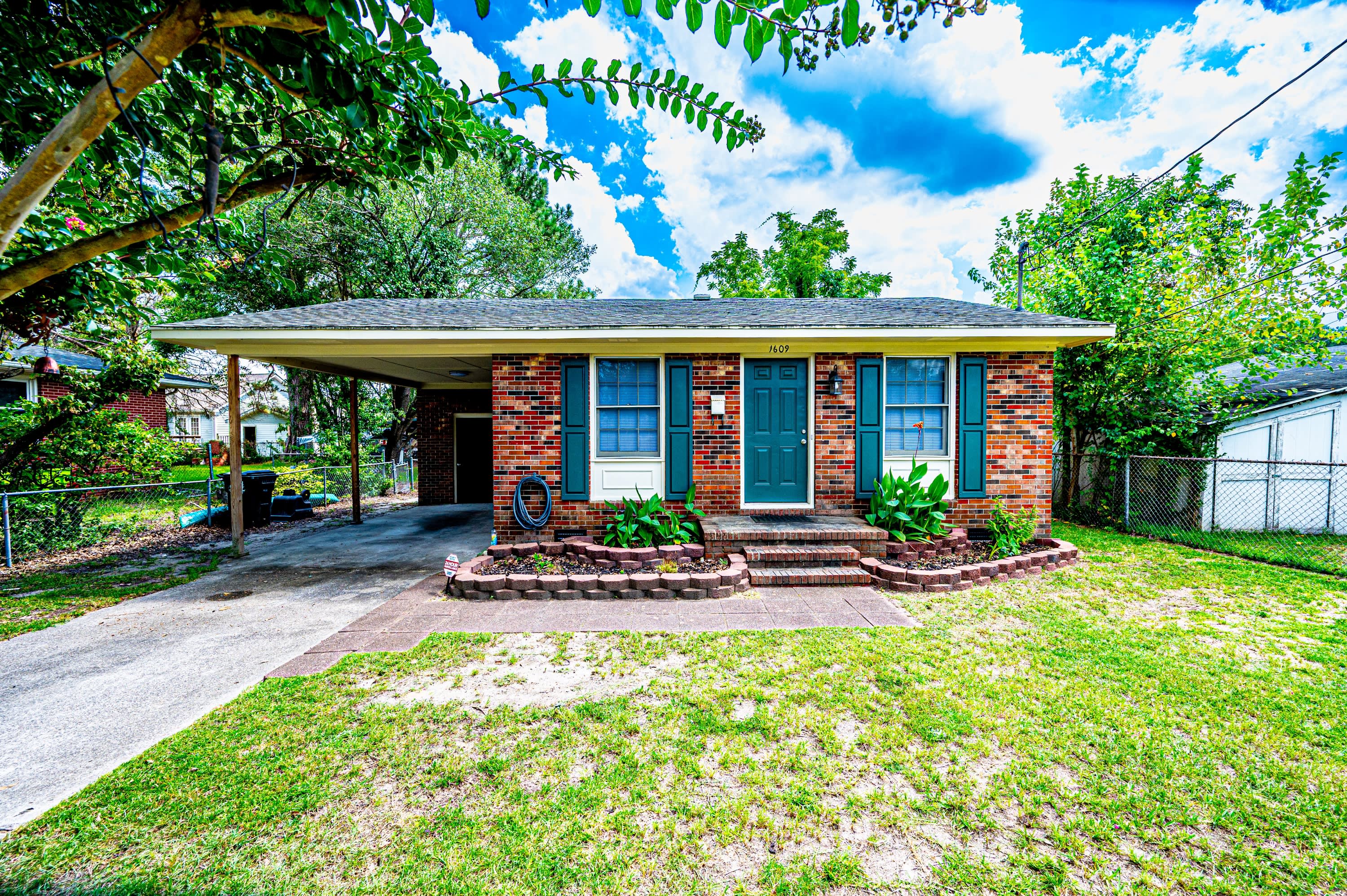1609 Canal Street – photo 1