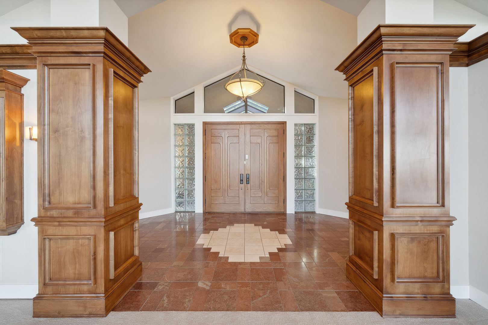 Pleasanton 4 Bed 4 Bath Ultra Private 1 3 Acre Sanctuary With Panoramic Views Pool And Spa – photo 2