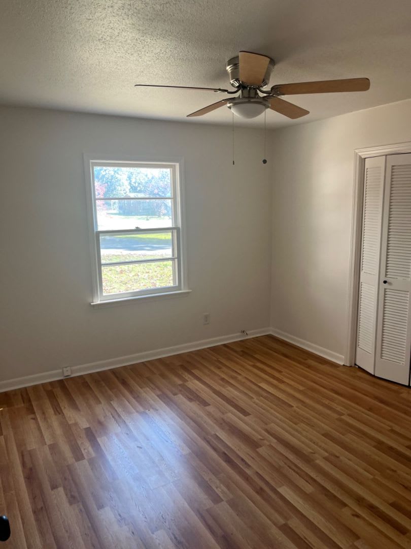Coming Soon Charming Newly Renovated Duplex In Belmont Available Now – photo 5