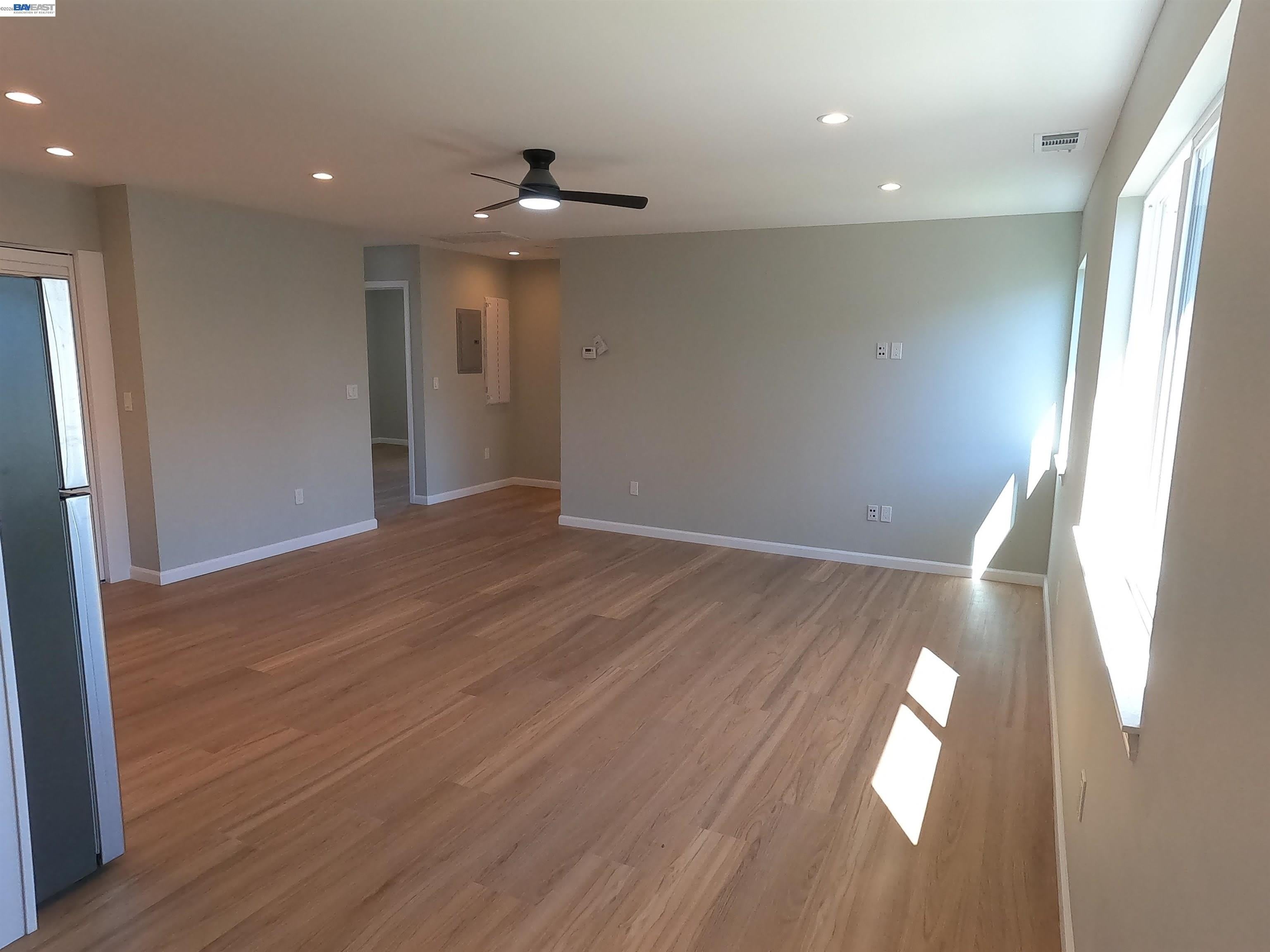 722 Foothill Blvd – photo 3
