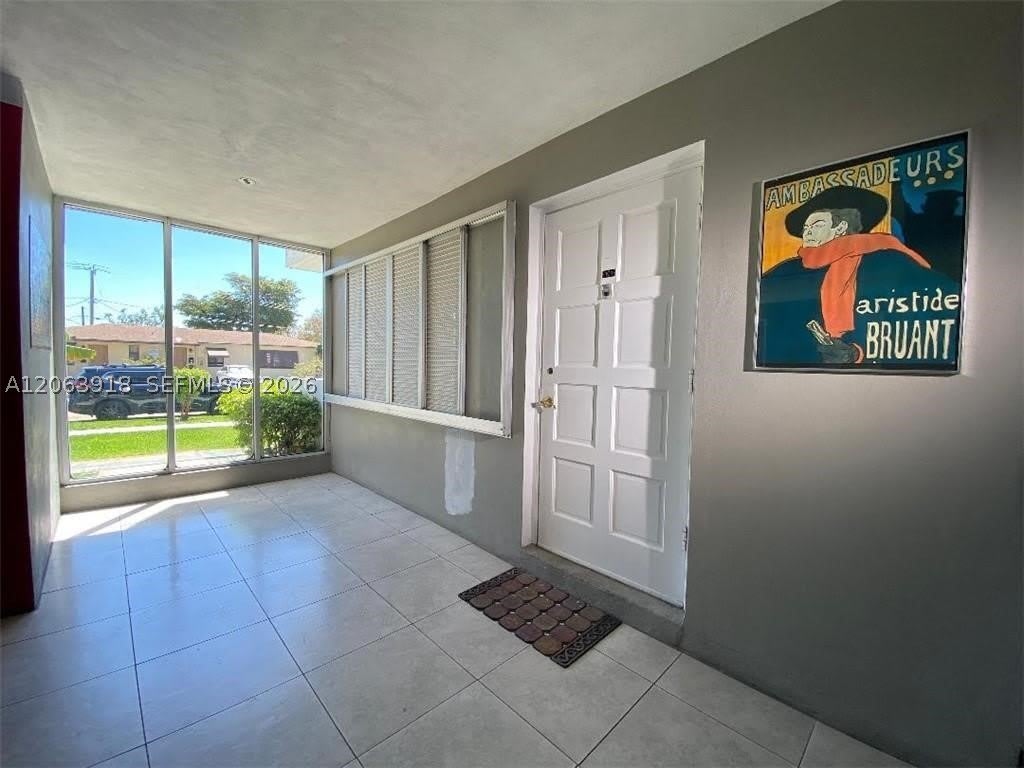 1855 Plunkett St – photo 3