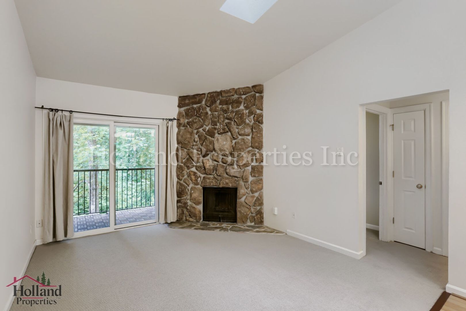 2BR Portland Home – photo 3