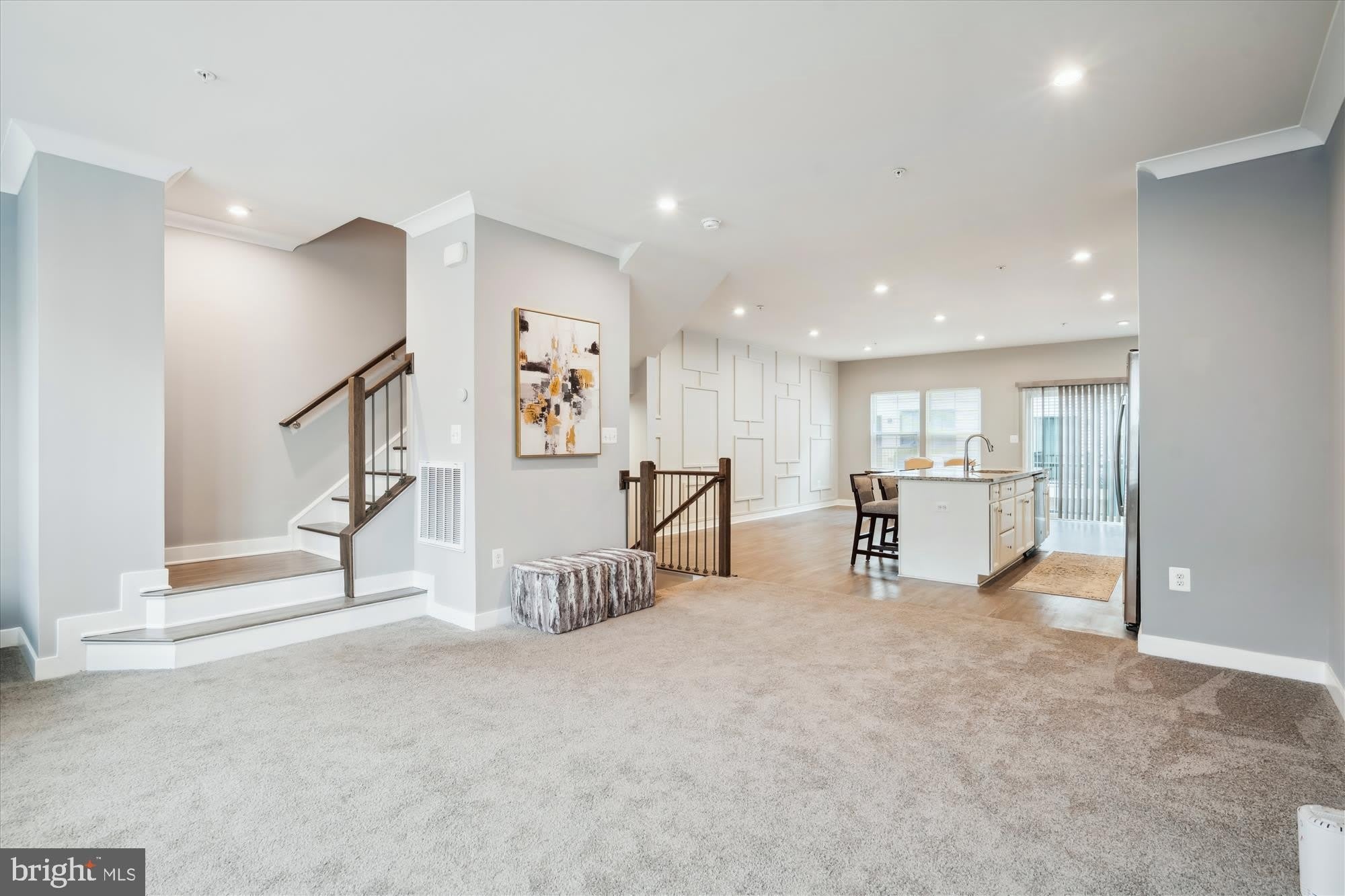 2824 LEWIS Avenue – photo 5