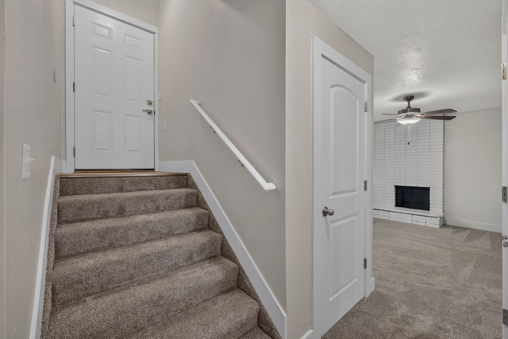 3 Bed / 1 Bath Home for Rent in Springville – photo 2