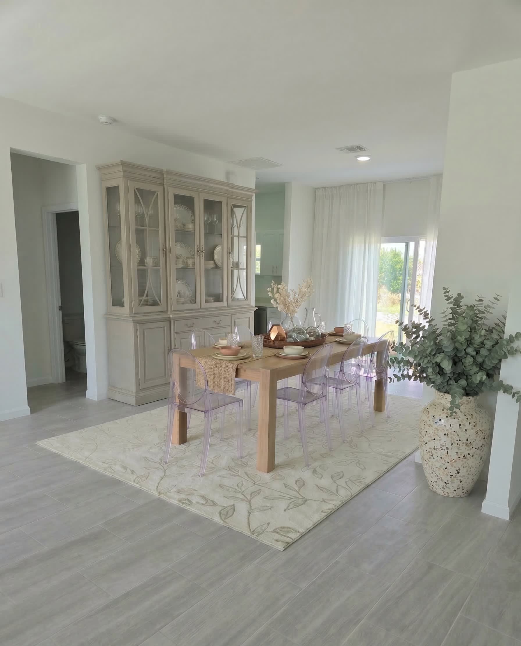 515 Killarney Avenue South – photo 3