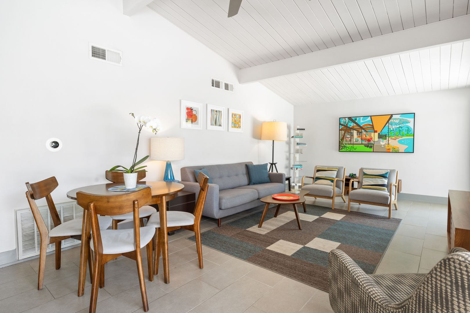 Club 915 Getaway- Pool, BBQ and Pet Friendly (Monthly Only – photo 4