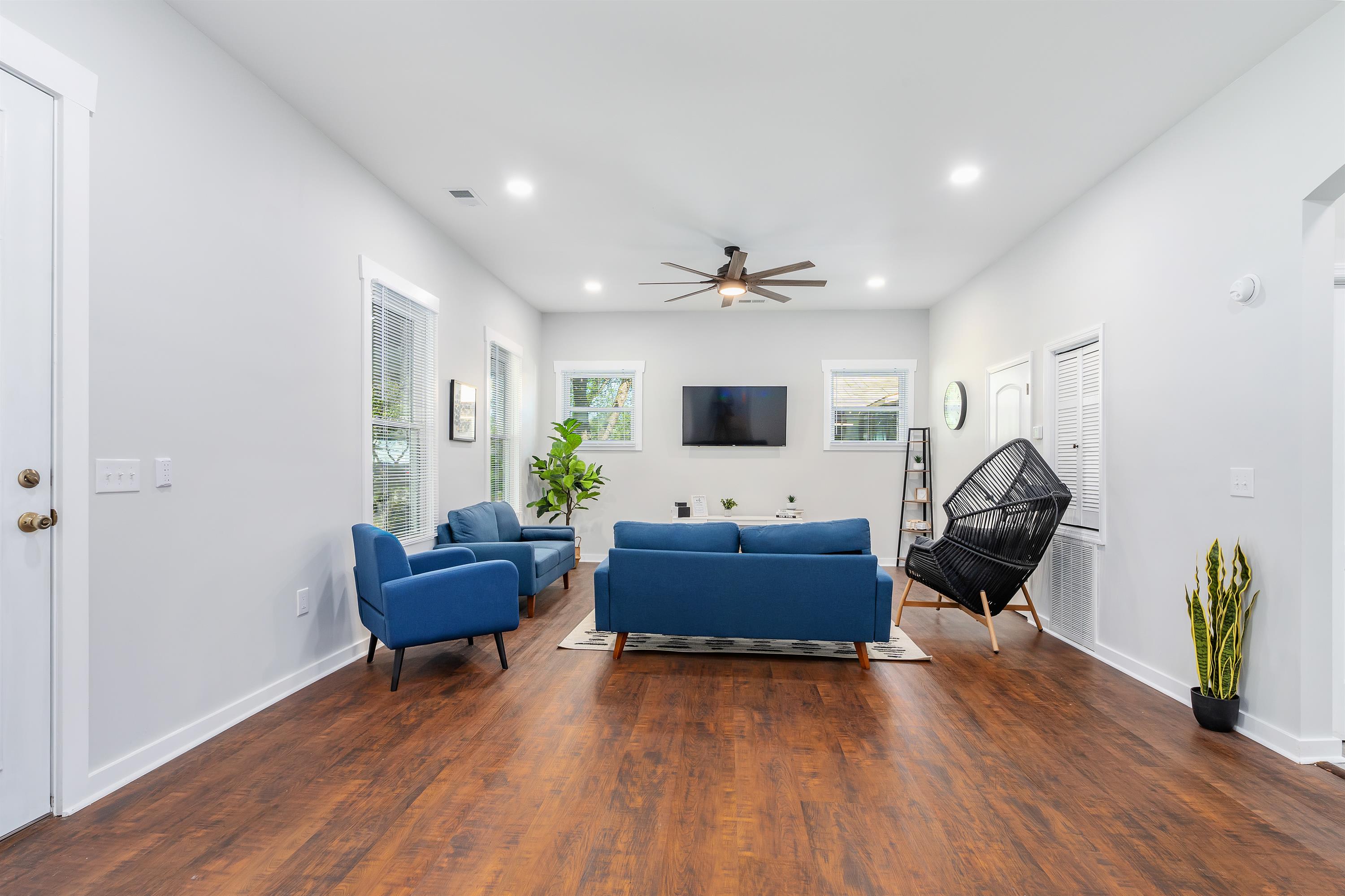 209 Beirne Avenue Northwest – photo 3