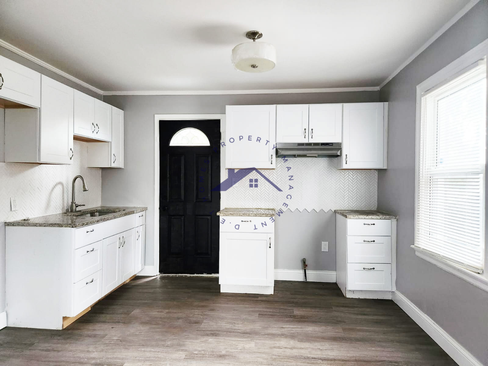 18697 Winthrop Street – photo 5