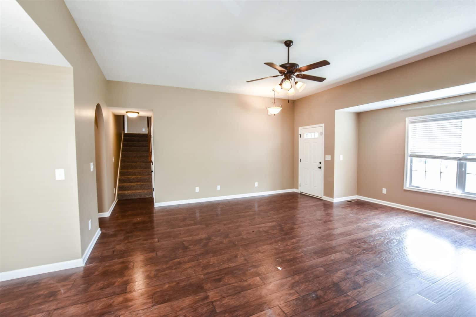 Ranch with Bonus in Fox Crossing! – photo 4