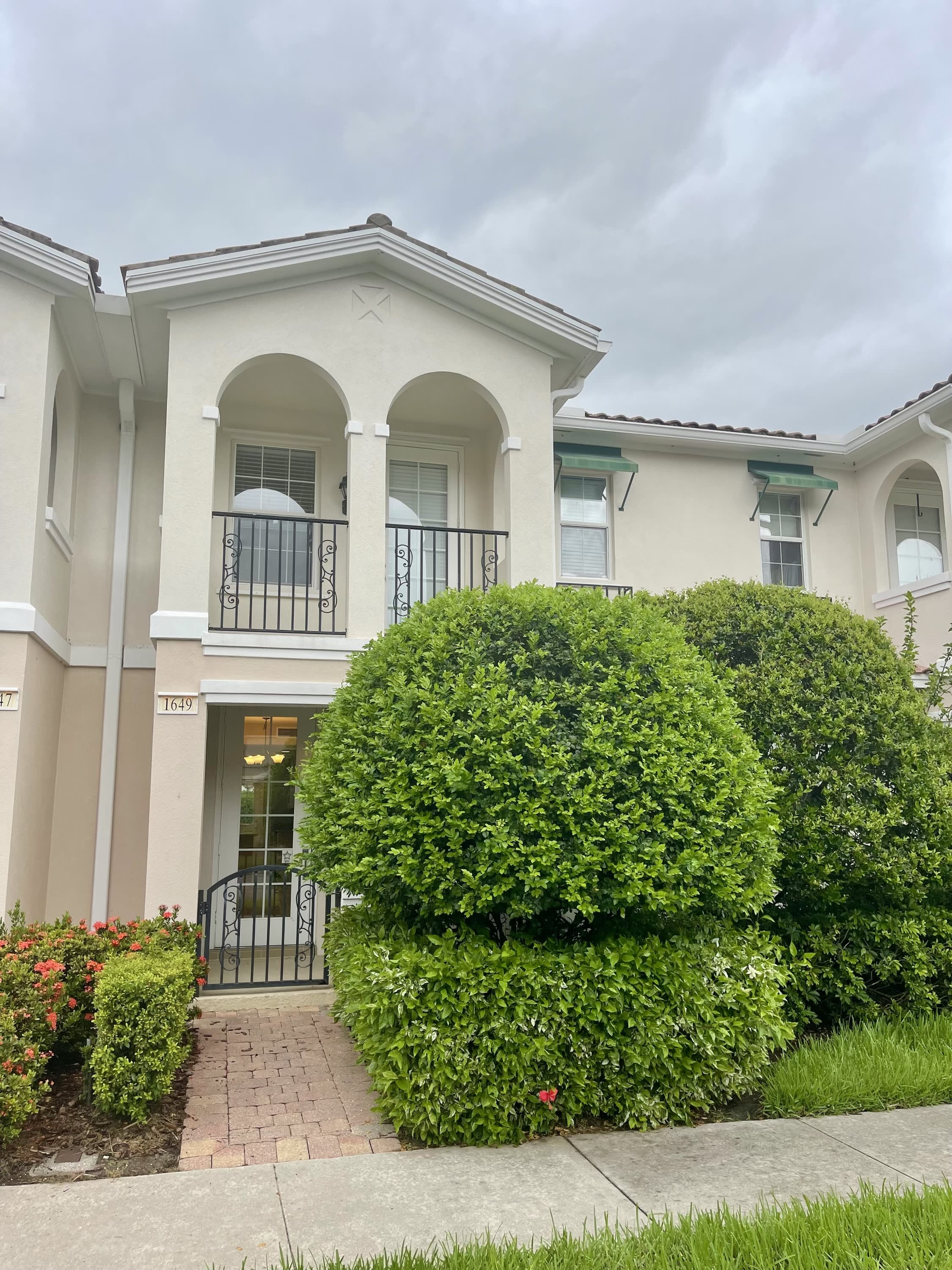 1649 Napoli Drive West – photo 1