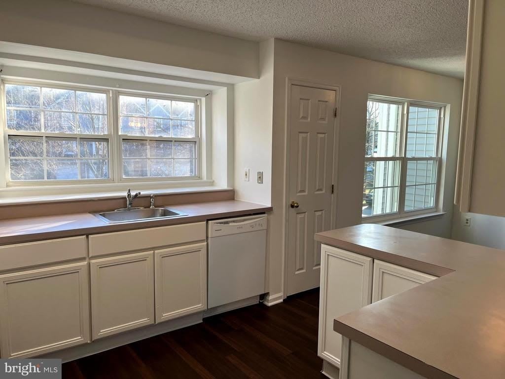 15 HALSTEAD PLACE – photo 4