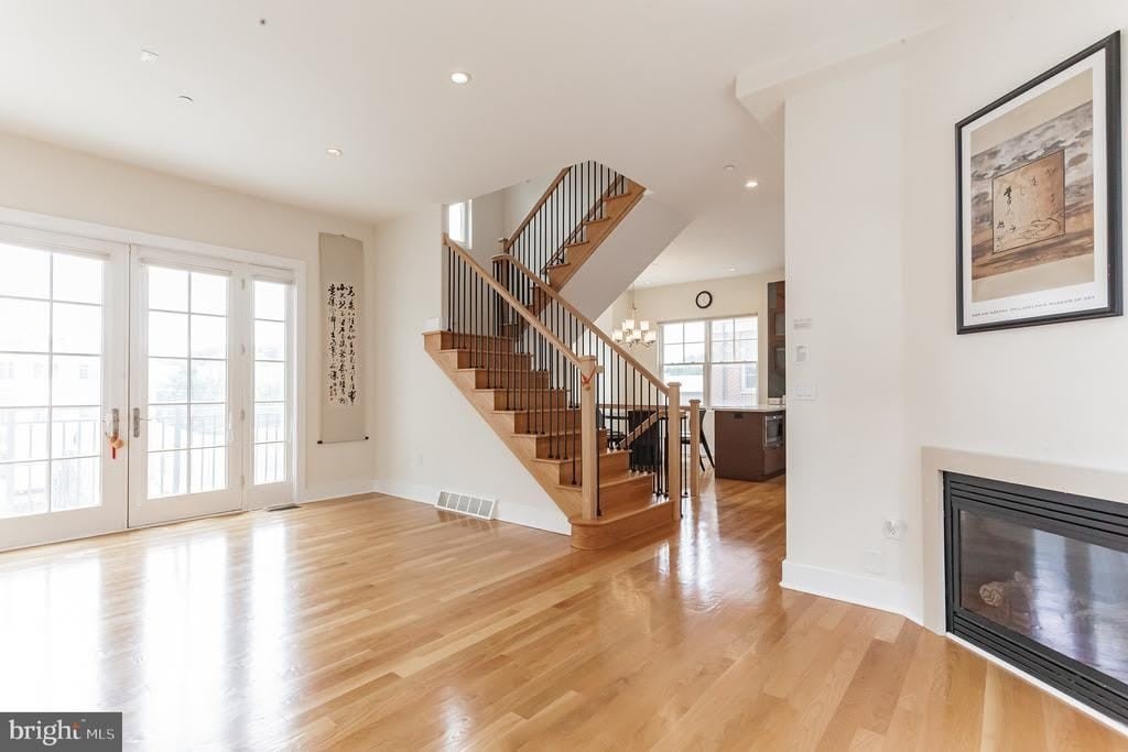 133 SALTER STREET – photo 1