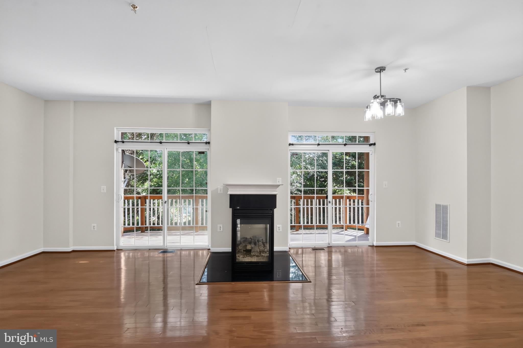 13945 HOLLOW WIND Way – photo 2