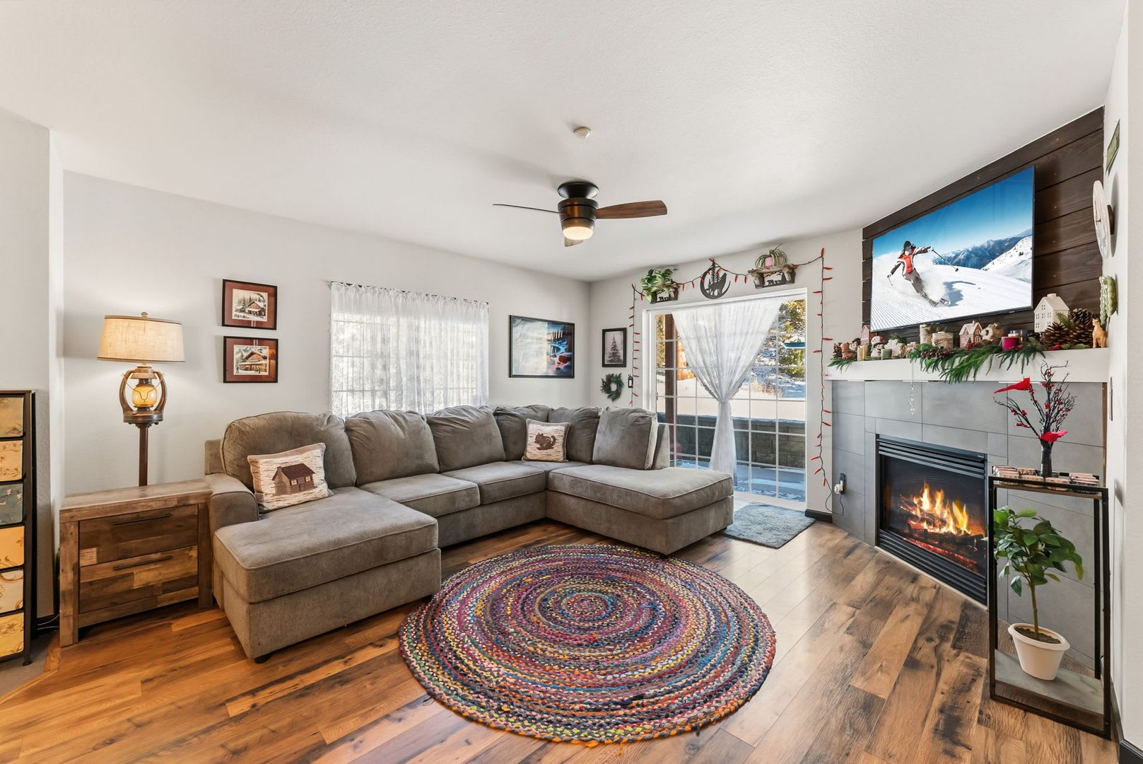 Furnished 2BR/2BA Breckenridge Condo – photo 2