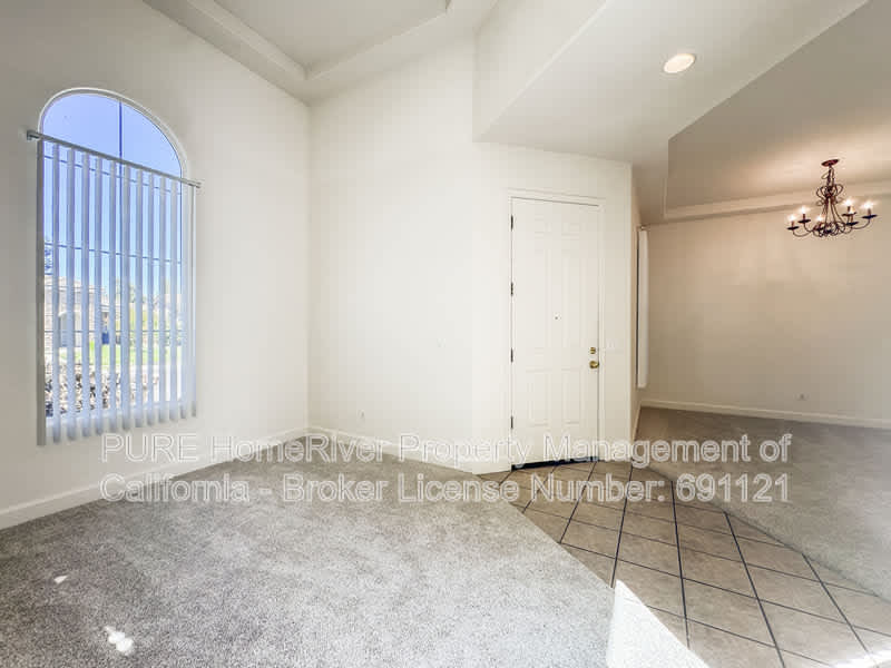 5809 Bridgecross Dr – photo 3